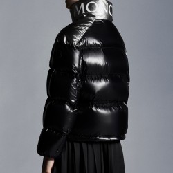 2022 MONCLER Cuscute Short Down Jacket Womens Down Puffer Coat Winter Outerwear Black