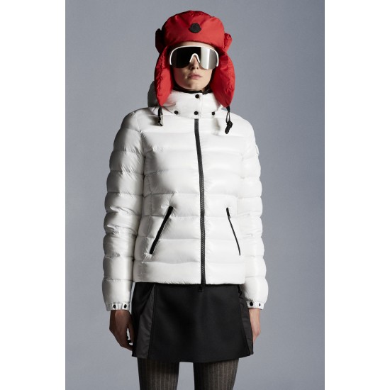 2022 Moncle Bady Short Down Jacket Women Down Puffer Coat Winter Outerwear White