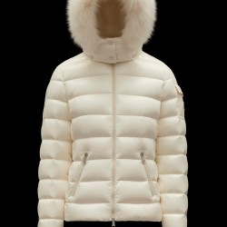 2022 Moncler Badyfur Collar Short Down Jacket Women Down Puffer Coat Winter Outerwear White