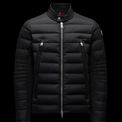 2022 Moncler Amiot Short Down Jacket Mens Down Puffer Coat Winter Outerwear Black