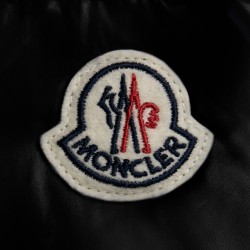 2022 Moncler Cuvellier Short Down Jacket Mens Winter Puffer Down Coat Outerwear Black