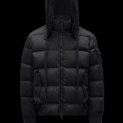 2022 Moncler Deschamps Short Down Jacket Mens Zip Up Hooded Down Puffer Coat Winter Outerwear Black