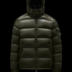 Moncler Maya Short Quilted Down Jacket Mens Hooded Puffer Coat Winter Outwear Army Green